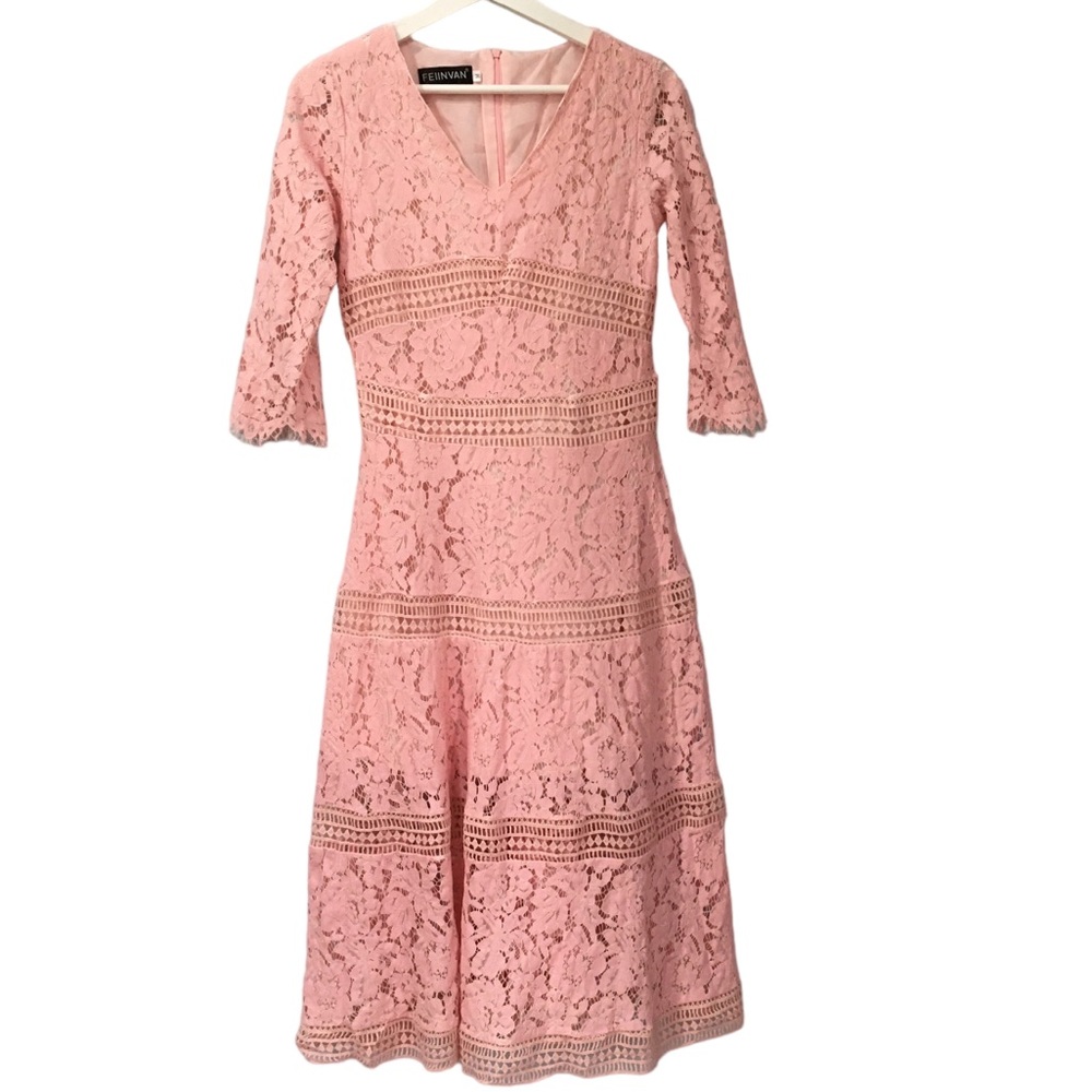 Feiinvan Pink Lace 3/4 Sleeves A-Line Zip Back Dress M
